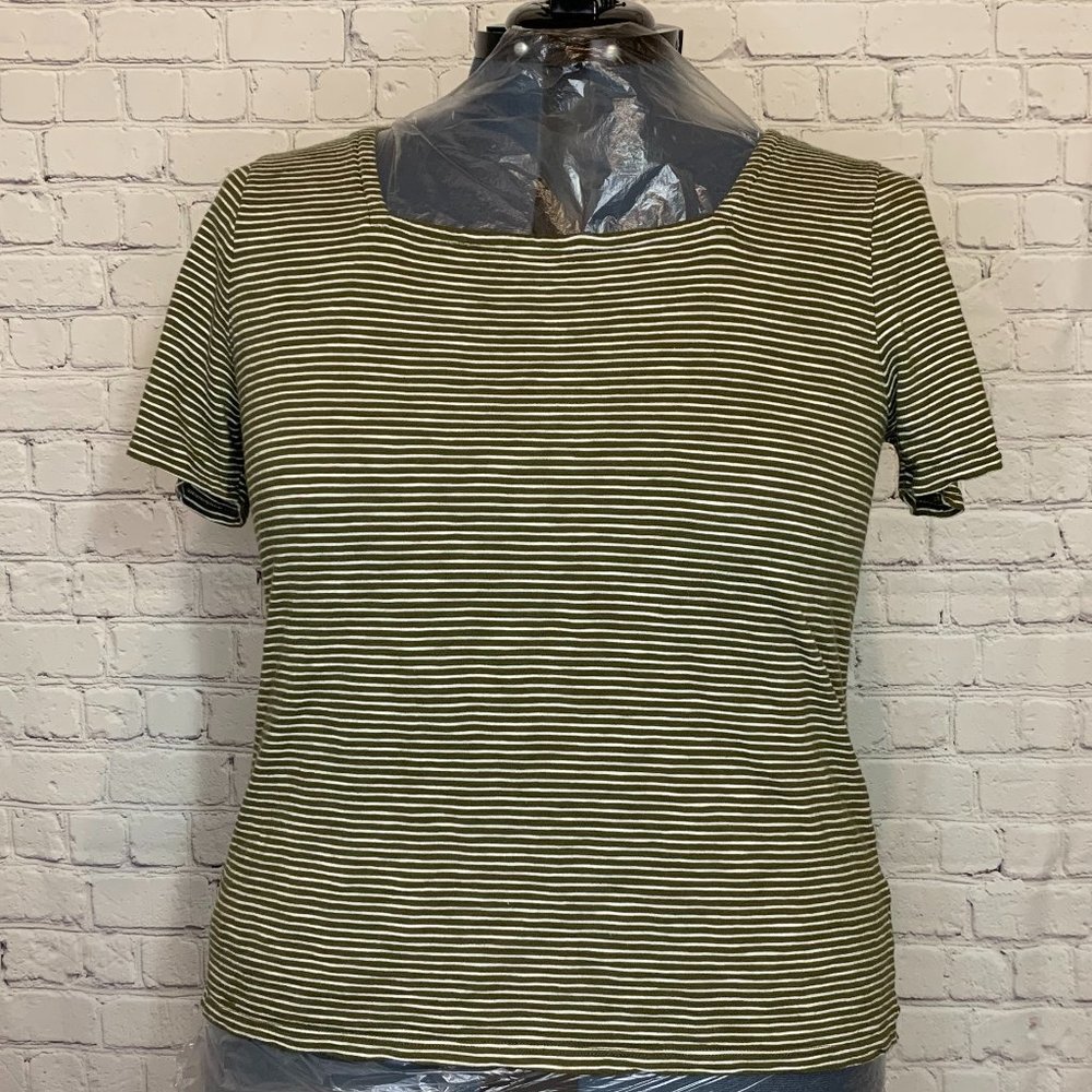 Talbots Square neck Tee